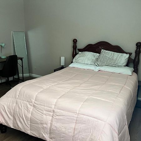 Serene 2Bed 1Bath Condo With Parking فريسنو المظهر الخارجي الصورة