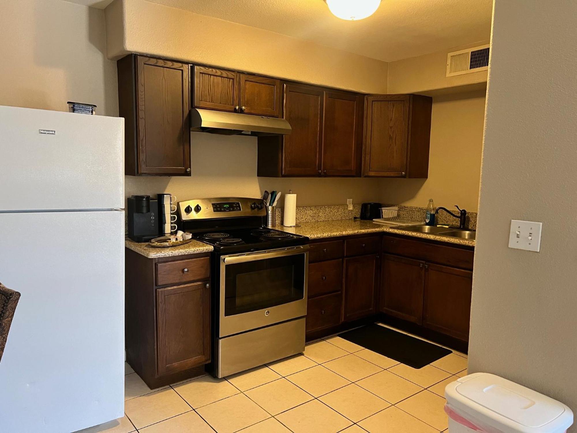 Serene 2Bed 1Bath Condo With Parking فريسنو المظهر الخارجي الصورة